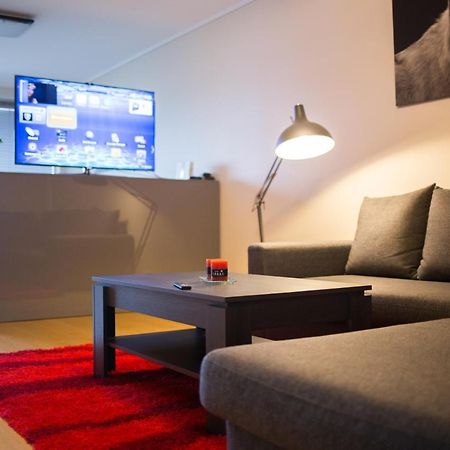 City Center Apartment Aida 페르누 외부 사진