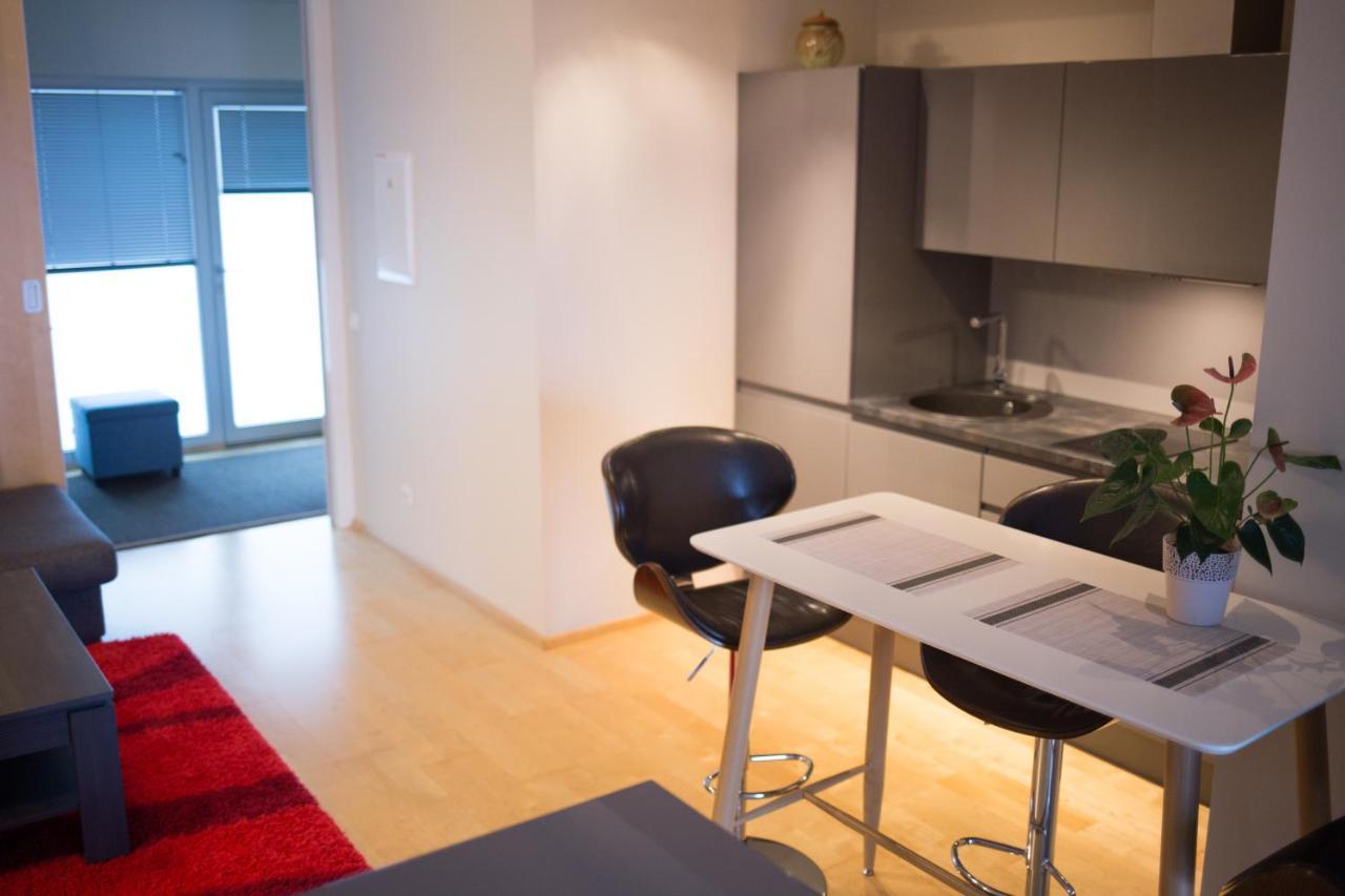 City Center Apartment Aida 페르누 외부 사진